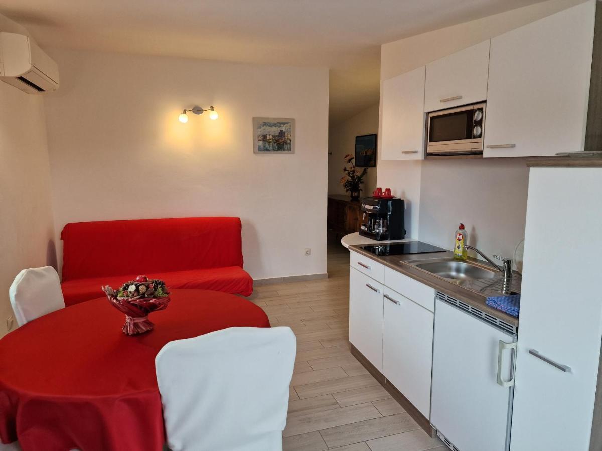 Keser Apartments Rovinj Exterior photo