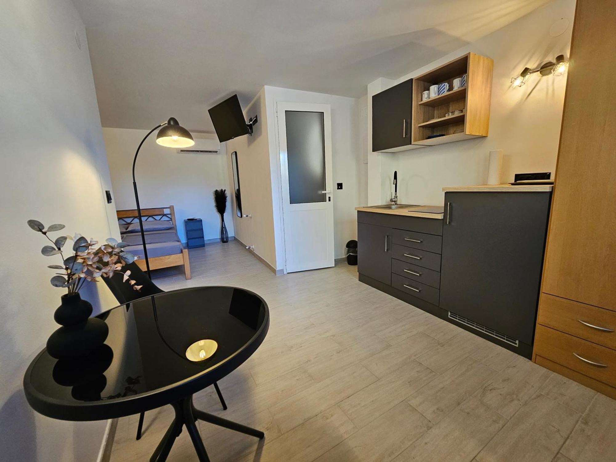 Keser Apartments Rovinj Exterior photo